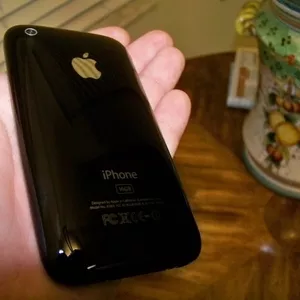 Срочно продам недорого! iPhone 3GS 16Gb Black оригинал