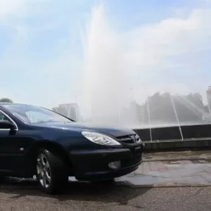 Peugeot 607