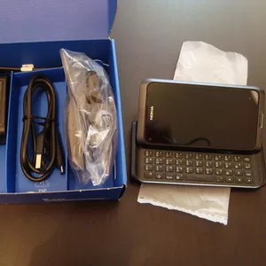 Nokia E7