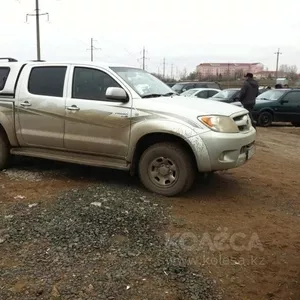 Toyota Hilux 2007 года