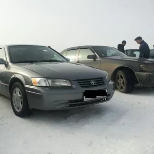 Авто Toyota Camry