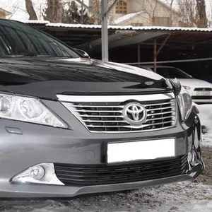 Toyota Camry 50 с водителем