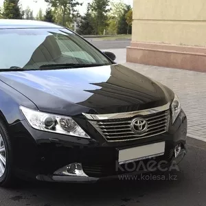 VIP такси Toyota Camry 50 с водителем