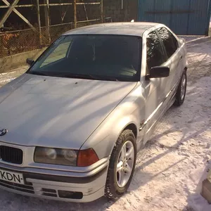 БМВ 320I ПРОДАЮ ИДЕАЛЬНОЕ СОСТОЯНИЕ 1993г