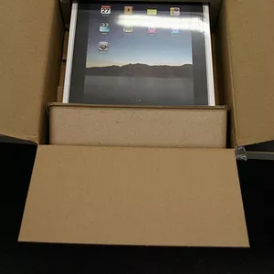 Apple iPad Tablet PC 64GB Wifi + 3G (Unlocked).....€600Euros