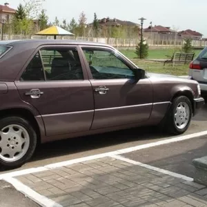 Продается автомобиль Mercedes Benz 200E 