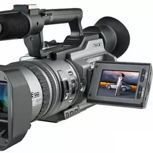 Видеокамера Sony VX-2100E в хорошем состоянии