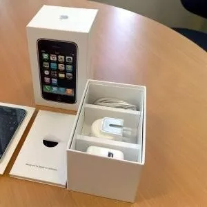 Brand New Original Apple iPhone 4 HD 32GB, Apple iPad 3G Wi-Fi 64GB, Bla